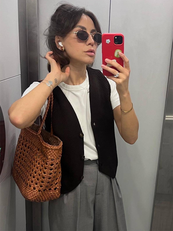 Knitted Vest V-neck Sleeveless Casual All-match Top - Black / S