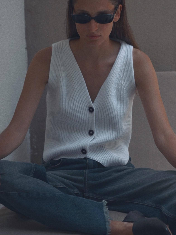 Knitted Vest V-neck Sleeveless Casual All-match Top - White / S