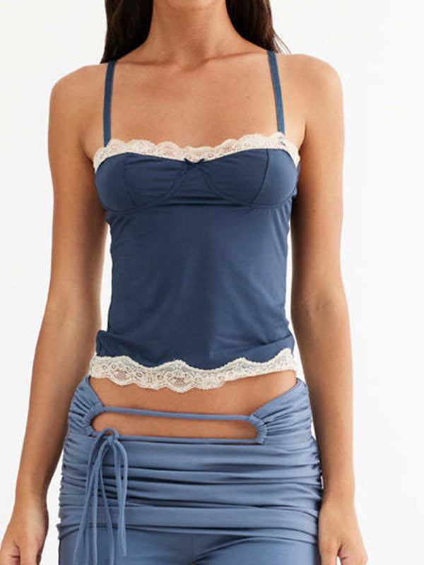 LACE-TRIMMED BLUE CAMISOLE TOP FOR EVERYDAY COMFORT