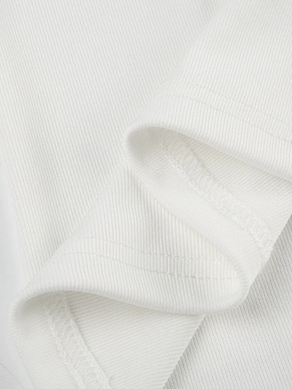 LACE-TRIMMED CAMISOLE WITH BOW SPLICING FOR A FLATTERING SILHOUETTE