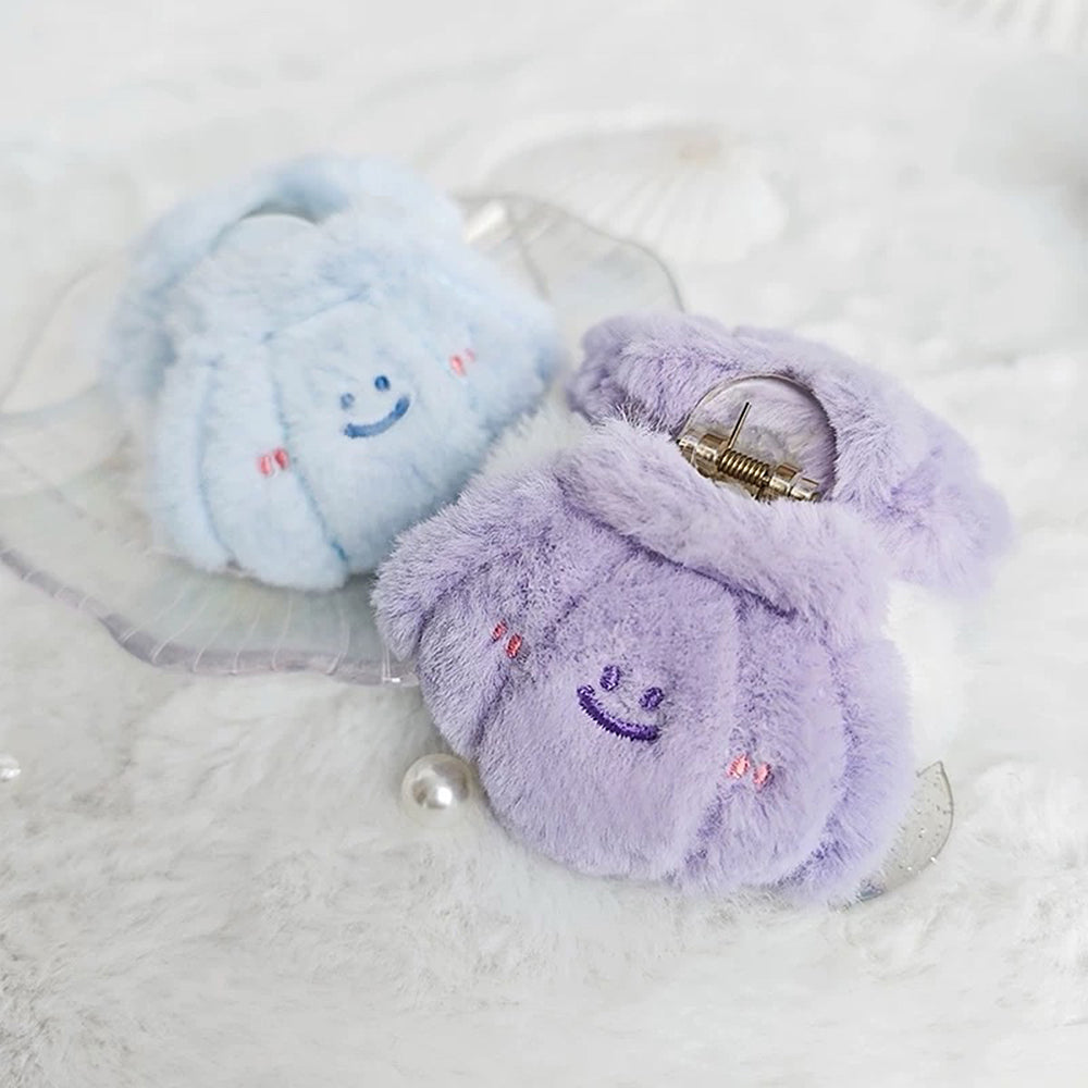 LAVENDER SMILE FUZZY CHARM CLAW CLIP
