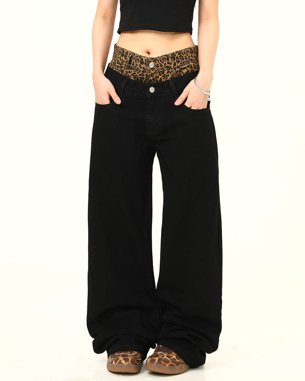 LEOPARD-ACCENT DOUBLE-LAYER WAIST HIGH-WAISTED BLACK JEANS