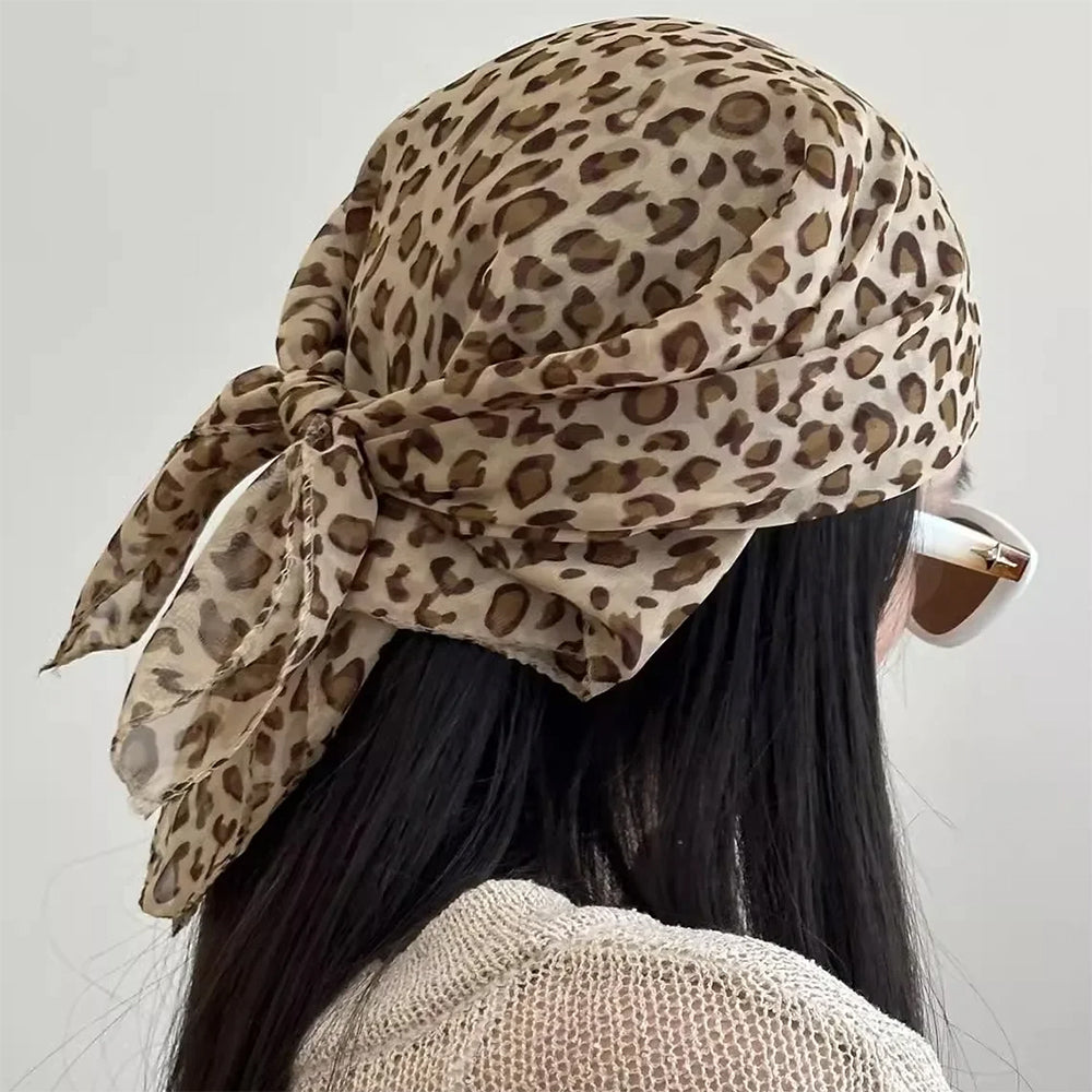 LEOPARD PRINT HEADSCARF: ELEGANT LEOPARD PRINT AESTHETIC