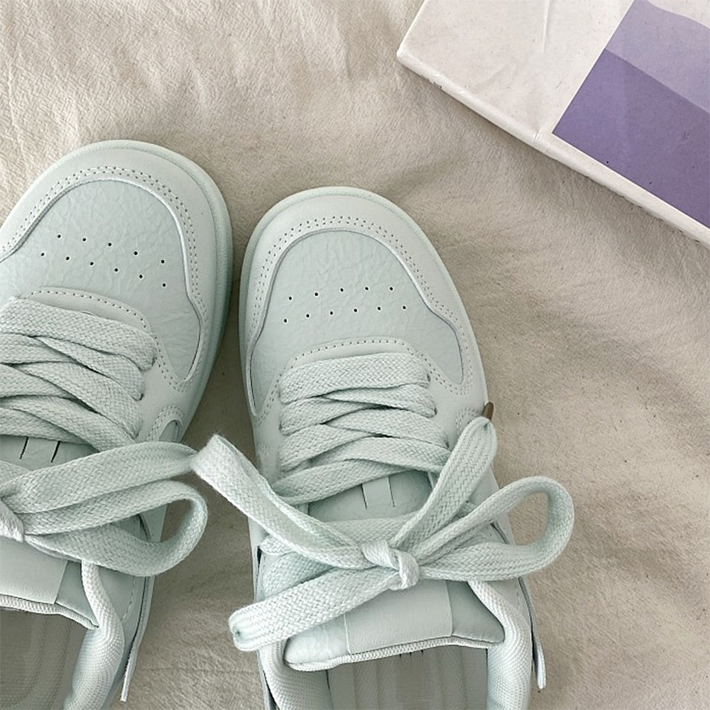 LIGHT GREEN SNEAKERS FOR MEN OR WOMEN