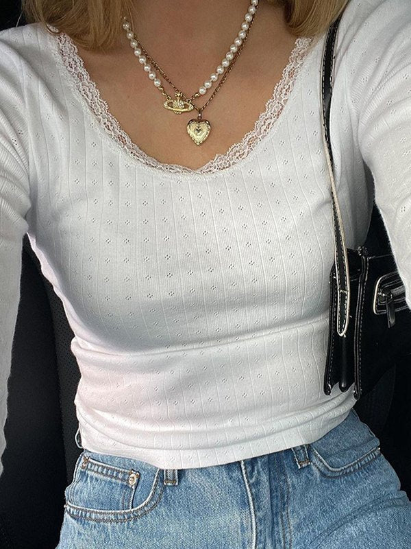 LONG SLEEVE LACE-TRIMMED TOP WITH FEMININE TOUCH FOR CASUAL STREET STYLE