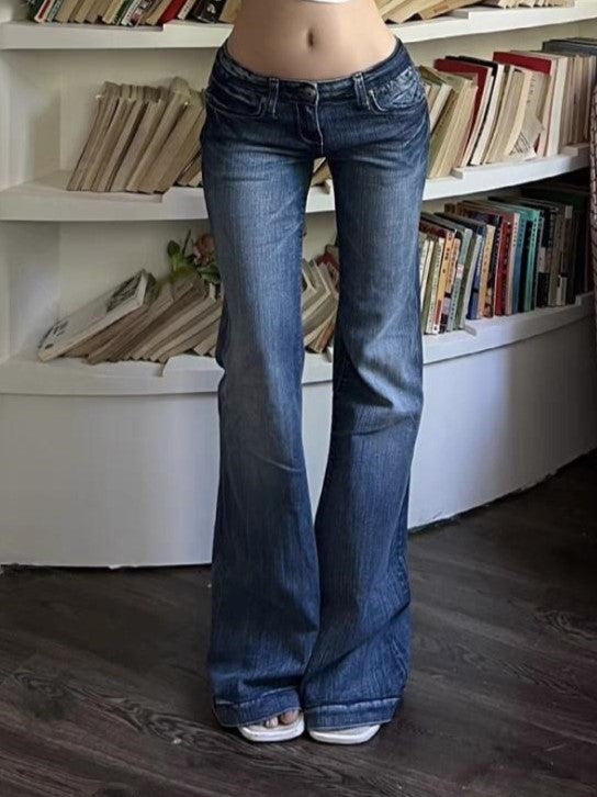 LOW-RISE FLARE JEANS IN BLUE - Y2K LOW WAIST DENIM