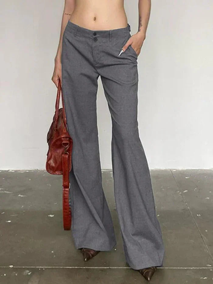 LOW RISE FLARED TROUSERS IN GREY - LOW RISE TAILORED DESIGN