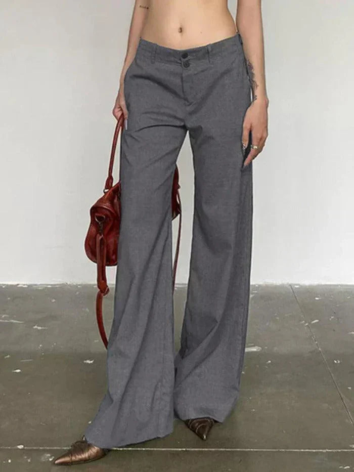 LOW RISE FLARED TROUSERS IN GREY - LOW RISE TAILORED DESIGN