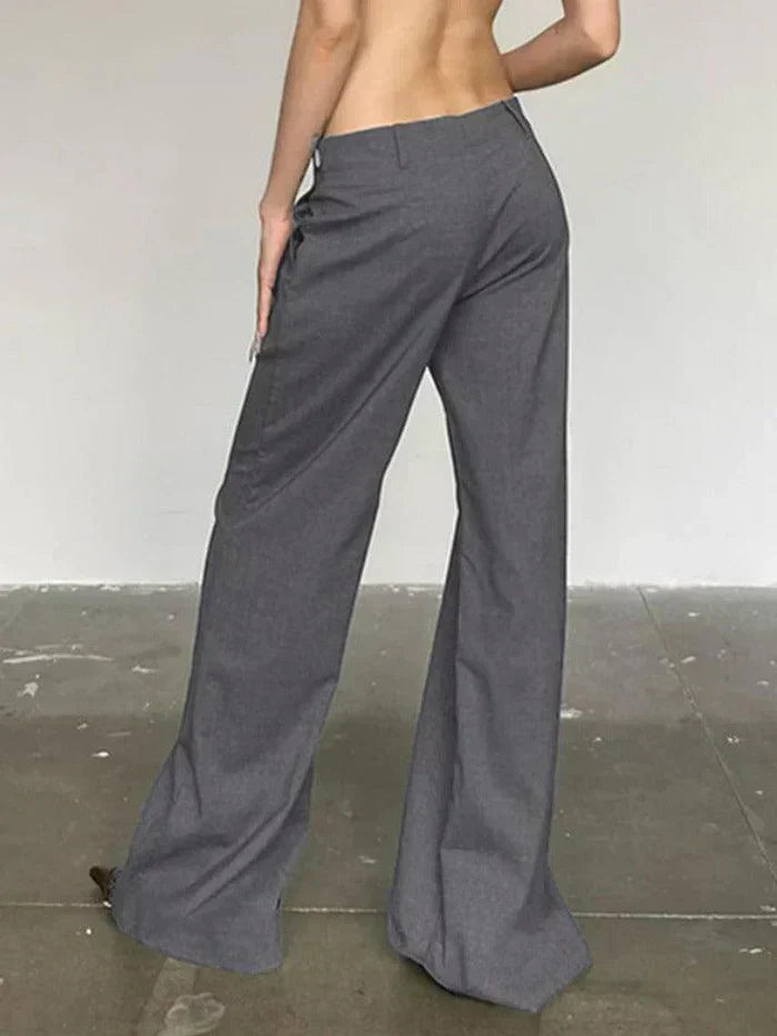 LOW RISE FLARED TROUSERS IN GREY - LOW RISE TAILORED DESIGN