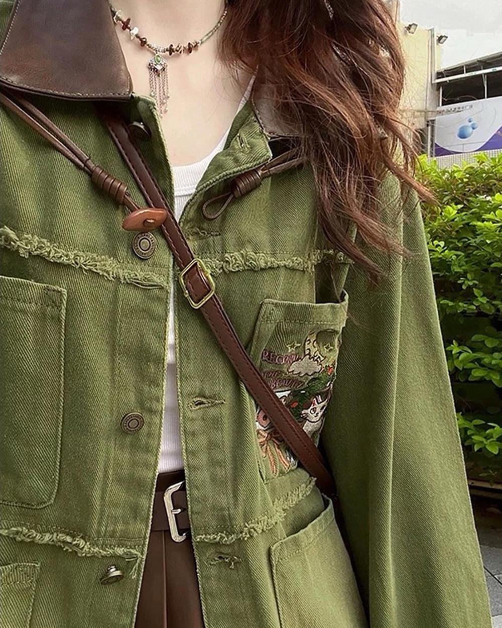 MOON CAT EMBROIDERED DENIM JACKET