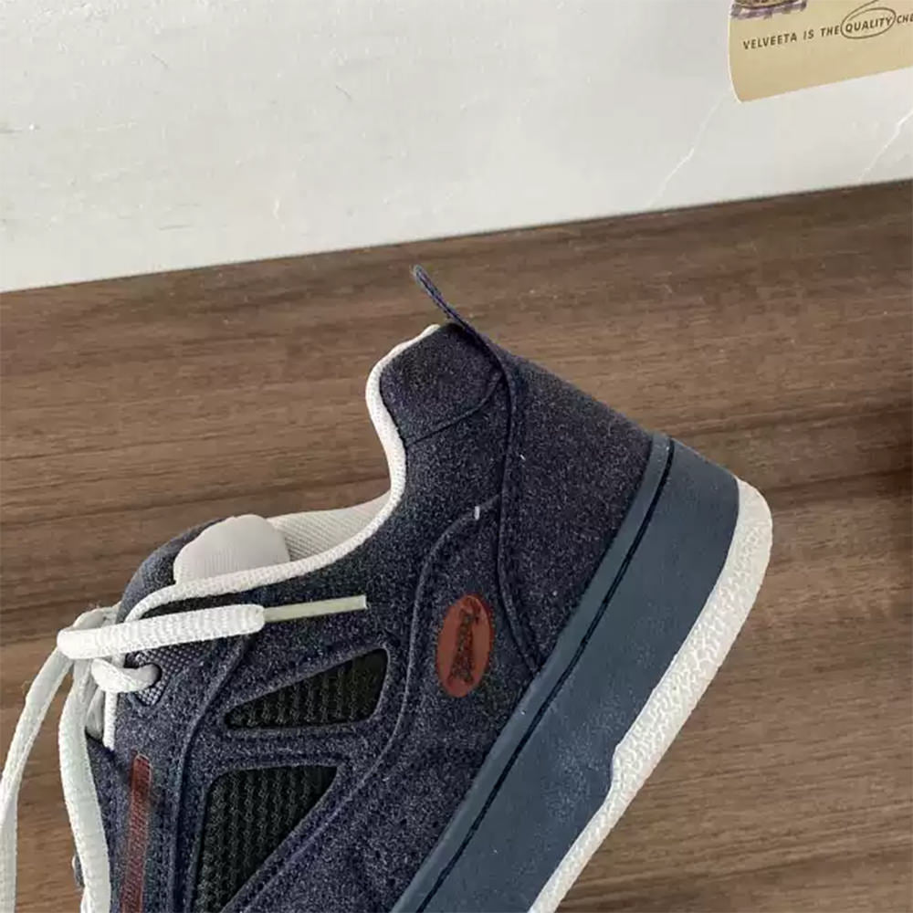 NAVY SKATER SNEAKERS: SKATER CLASSIC PAIR