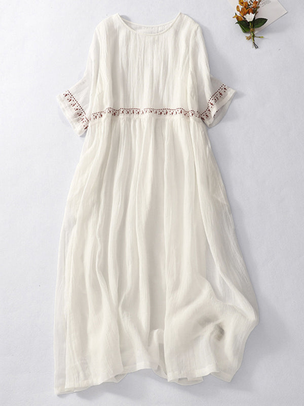 New literary retro casual loose embroidered long dress with large hem - White / M