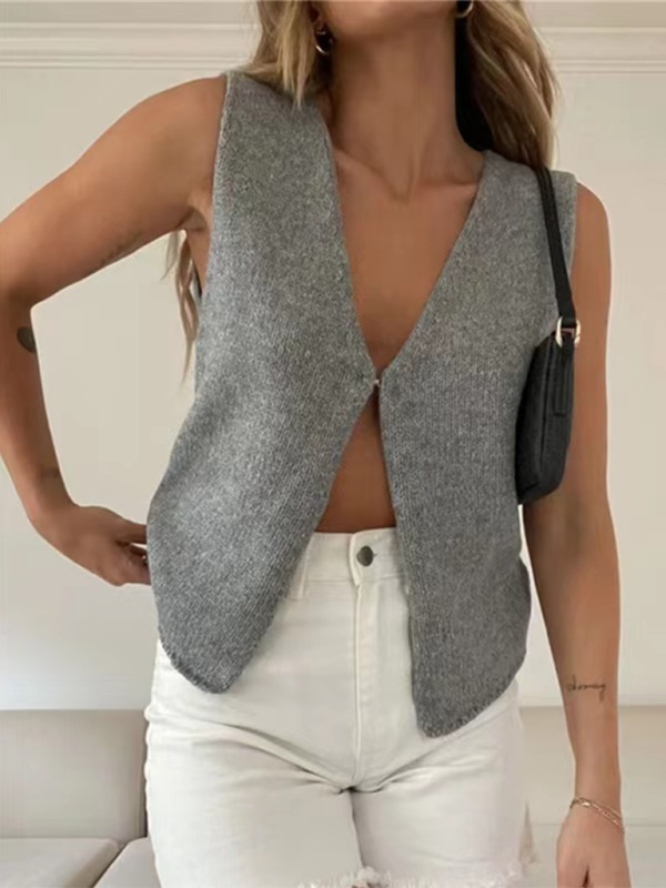 Gray knit vest featuring premium weaving type in the New Sexy Fashionable and Comfortable Rope Woolen Vest collection