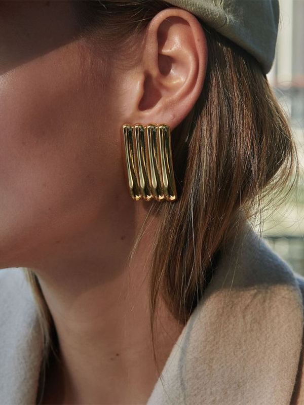 New versatile simple gold striped earrings - Golden / FREESIZE