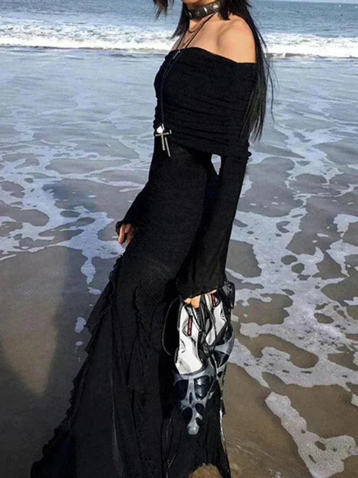 OFF-THE-SHOULDER BLACK MAXI DRESS WITH HIGH SLIT AND SLIM FIT