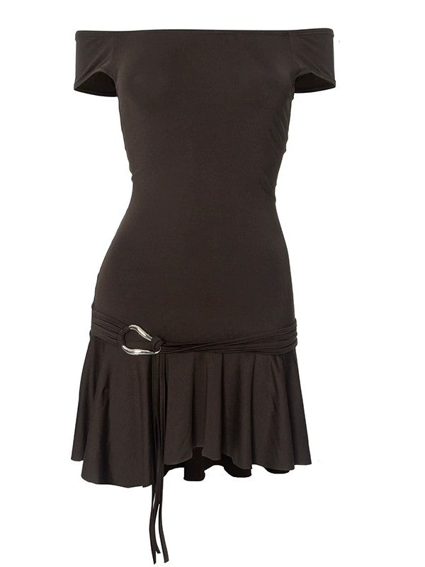 OFF-THE-SHOULDER MINI DRESS WITH BELT AND BOLD STRAPLESS DESIGN