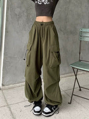 OLIVE GREEN CARGO PANTS WITH ADJUSTABLE DRAWSTRING AND LOOSE FIT