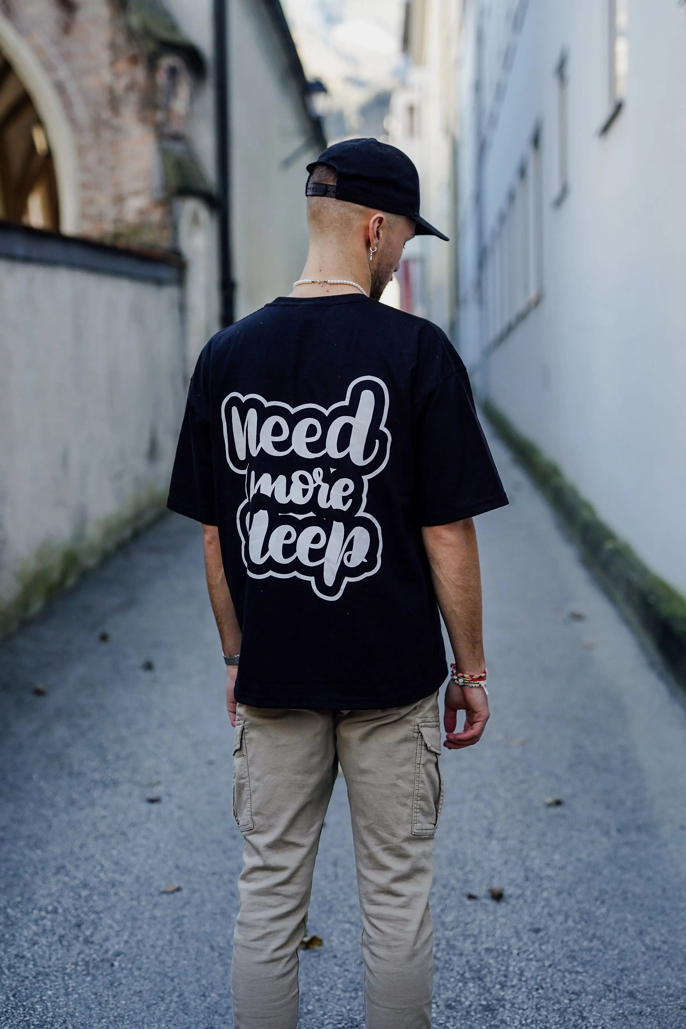 OVERSIZE SLEEP CHEMISE NEED MORE SLEEP GRAPHIC T-SHIRT FOR ULTIMATE COMFORT