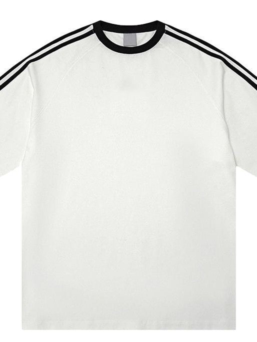 OVERSIZED BLACK T-SHIRT WITH WHITE STRIPES - CLASSIC THREE-STRIPE DESIGN