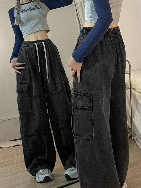 OVERSIZED DENIM CARGO PANTS WITH LOOSE FIT AND CARGO POCKETS