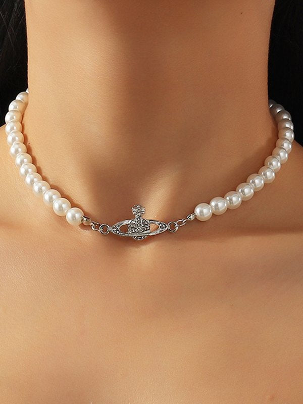 PEARL NECKLACE WITH SATURN PENDANT - ELEGANT JEWELRY ACCESSORY