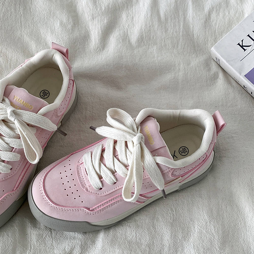 PINK SNEAKERS WITH WHITE LACES FOR WOMEN IN PASTEL PINK