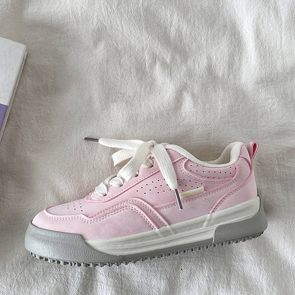 PINK SNEAKERS WITH WHITE LACES FOR WOMEN IN PASTEL PINK