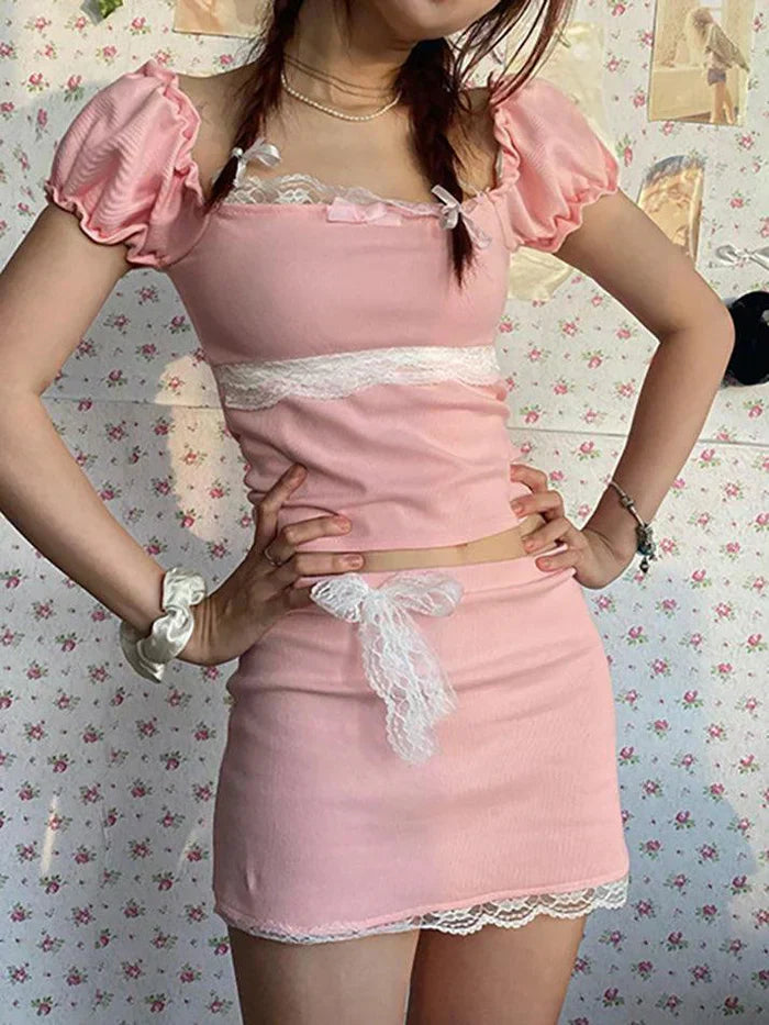 PINK TWO-PIECE SKIRT SET FOR A CUTE VINTAGE HOLIDAY DRESS
