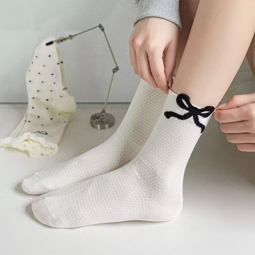 POLKA DOT BOW SOCKS: FREE SIZE COQUETTE STYLE