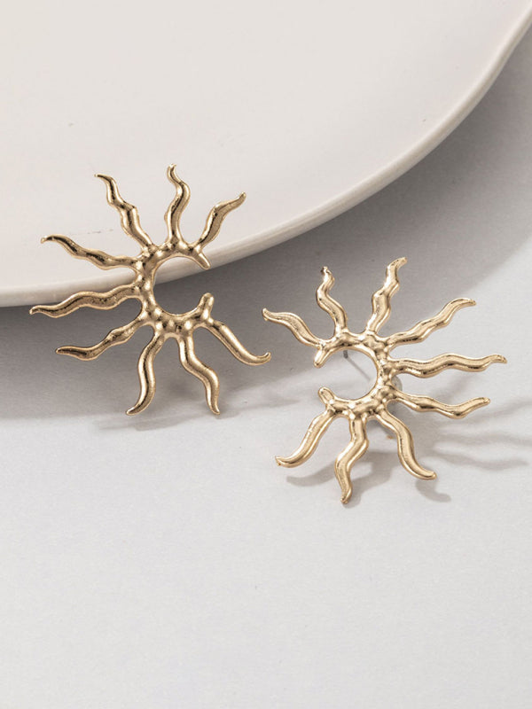 Popular Earrings Personality Geometric Sun Shape Fashion Ladies Earrings Stud Earrings - Golden / F