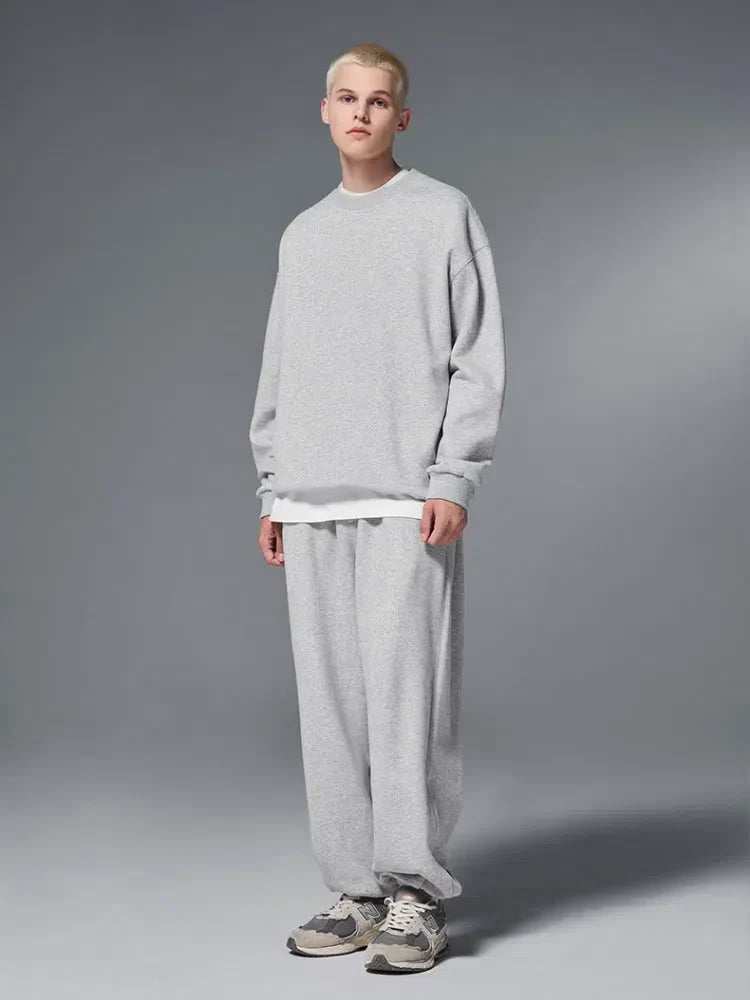 BLACK CREWNECK SWEATSHIRT WITH PROTECTION ANTISTATIQUE FOR VOTRE GARDE-ROBE
