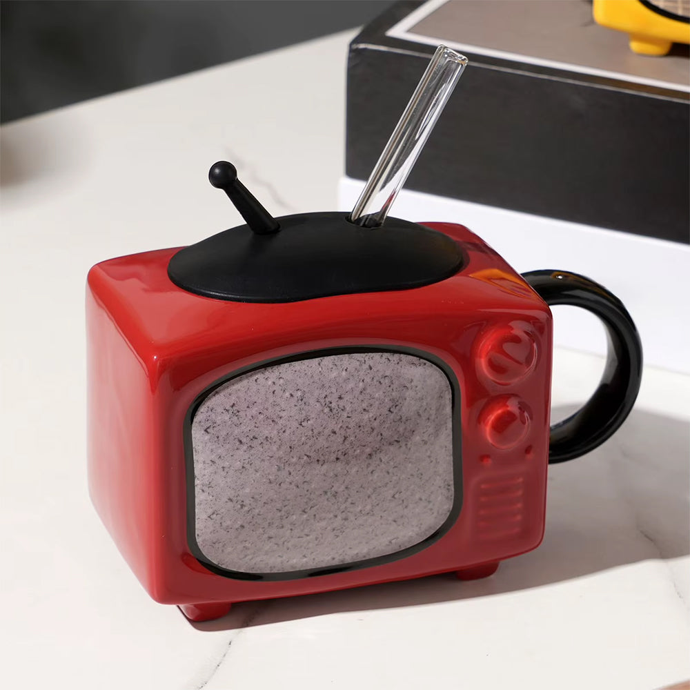 RETRO TELEVISION CERAMIC MUG: VINTAGE TV CERAMIC MUG WITH NOSTALGIC DESIGN