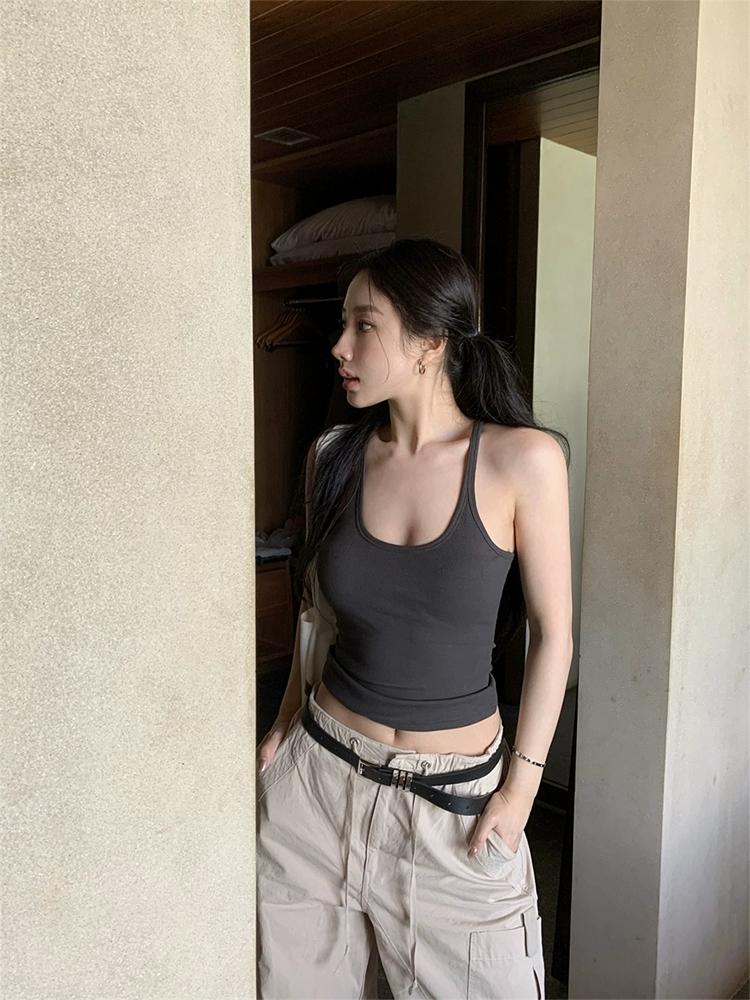 RIBBED TANK TOP SLIM FIT CAMI WITH SCOOP NECK