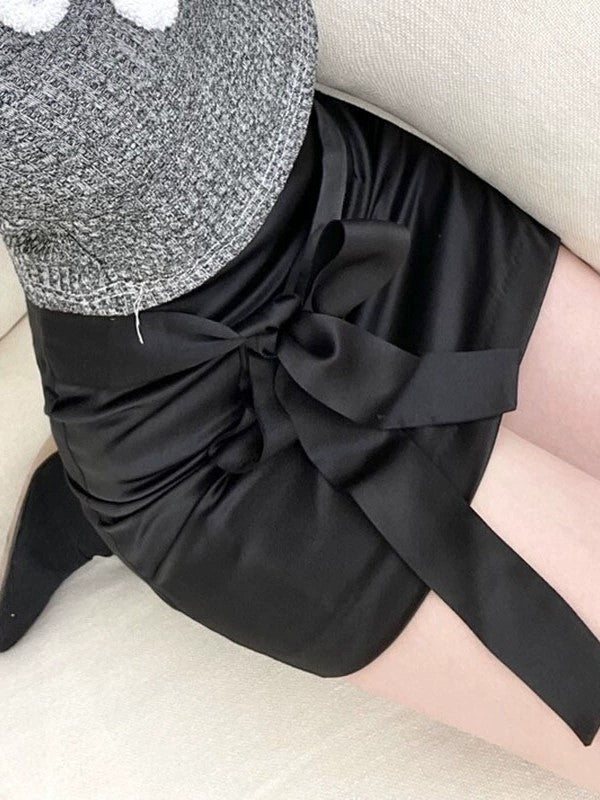 SATIN MINI SKIRT WITH BOW DETAIL - ELEGANT SATIN MINI SKIRT