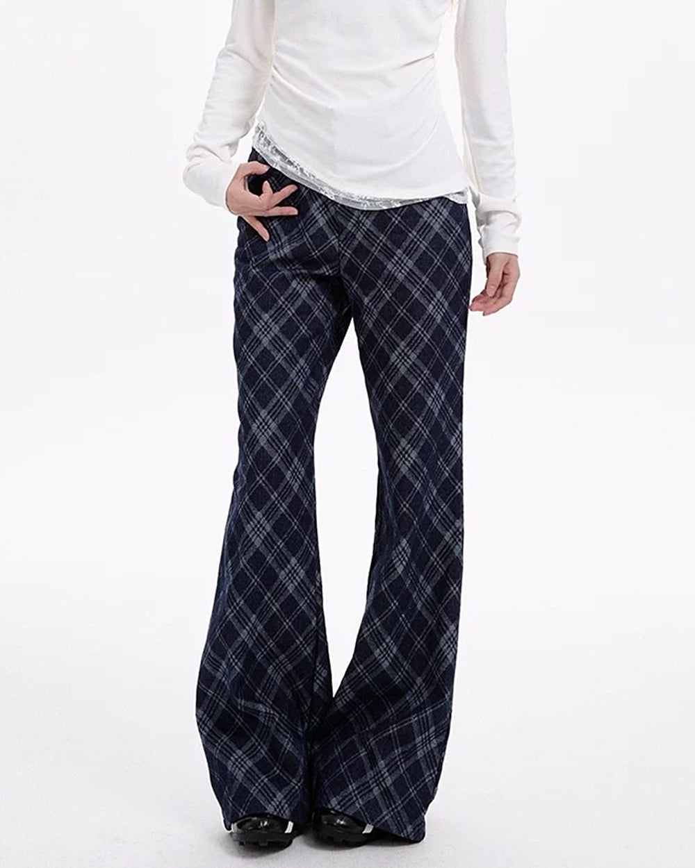 SCHOOL BLUE PLAID SKIRT FOR TIMELESS ELEGANCE IN THREE SIZES
