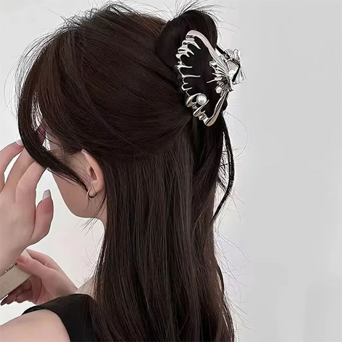 SEASHELL HAIR CLIP SILVER PEARL ACCENT