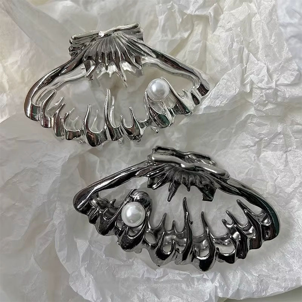 SEASHELL HAIR CLIP SILVER PEARL ACCENT