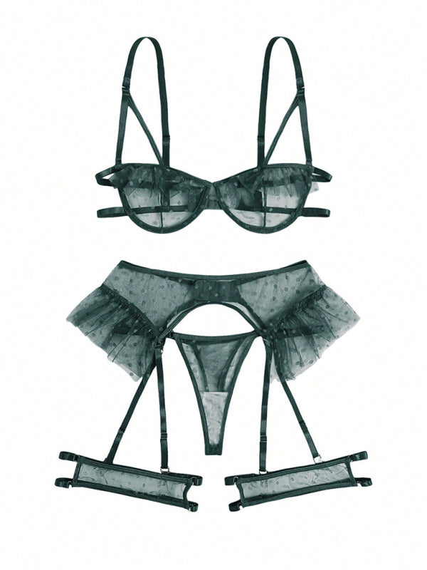 Green lingerie set featuring a three-point bra and matching panties for a seductive look