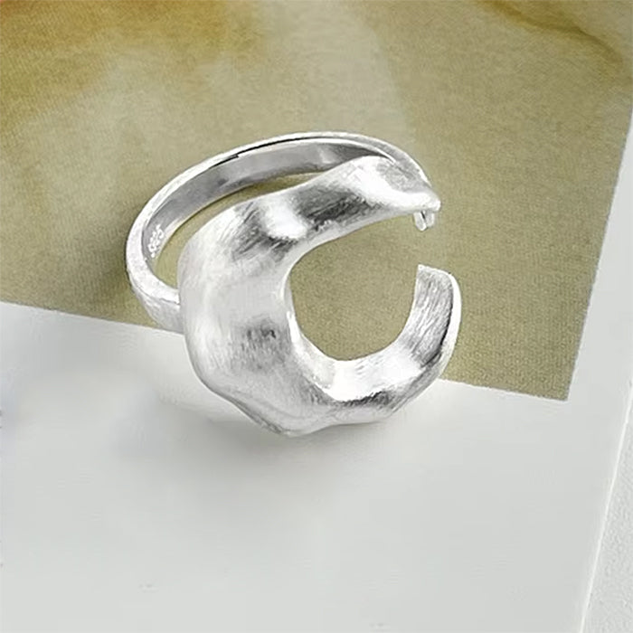 SILVER CRESCENT CHUNKY RING