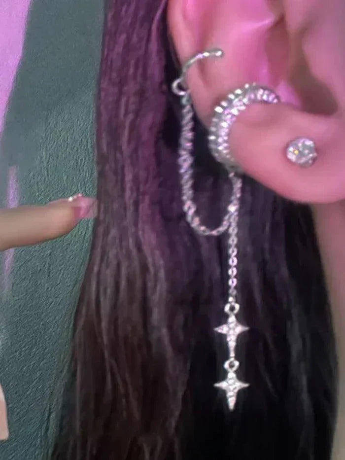 SILVER EAR CUFF WITH STAR CHARMS AND Y2K STAR PENDANT ACCENT