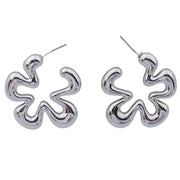 SILVER FLOWER-SHAPED EARRINGS PAIR FOR WOMEN JEWELRY ACCESSORY