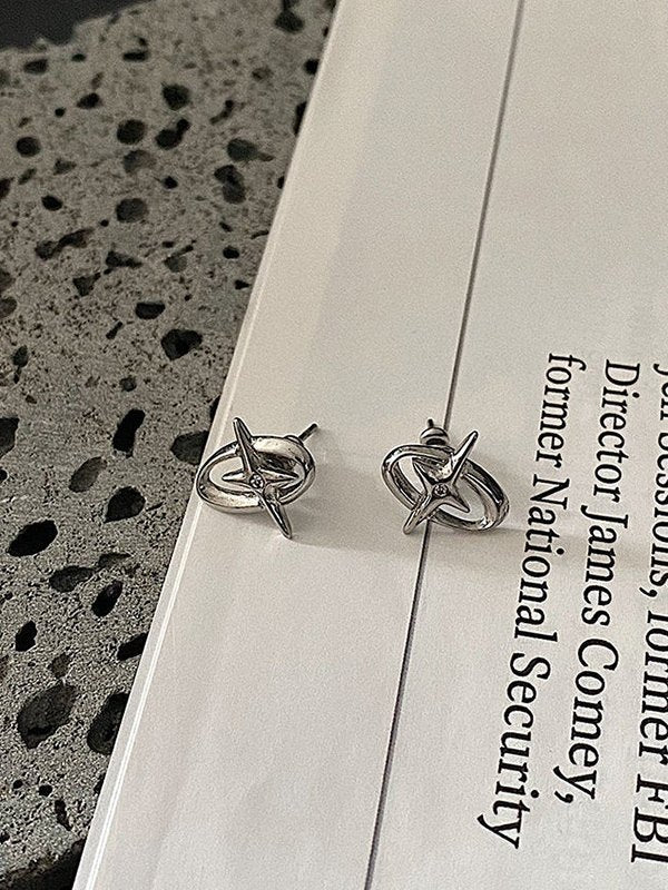 SILVER OVAL STARBURST STUD EARRINGS Y2K GEOMETRIC DESIGN