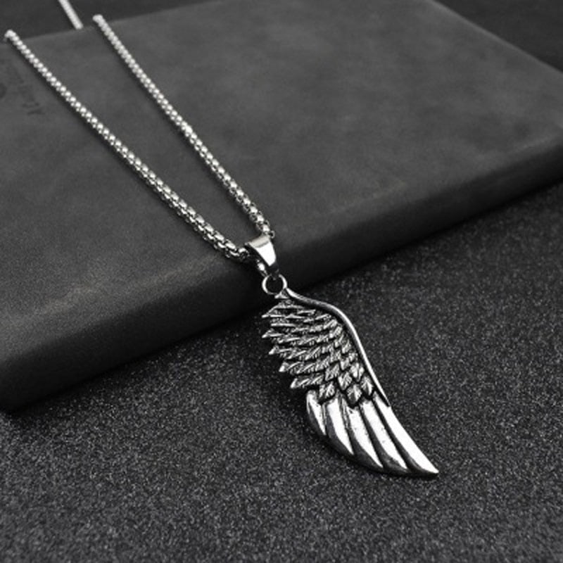 SILVER WING PENDANT NECKLACE WITH ELEGANT DESIGN AND UNIQUE CHARM