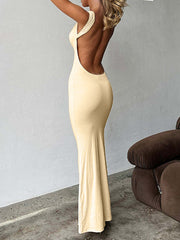 SLIM FIT BACKLESS MAXI DRESS IN BEIGE WITH SLIM FIT SQUARE DESIGN