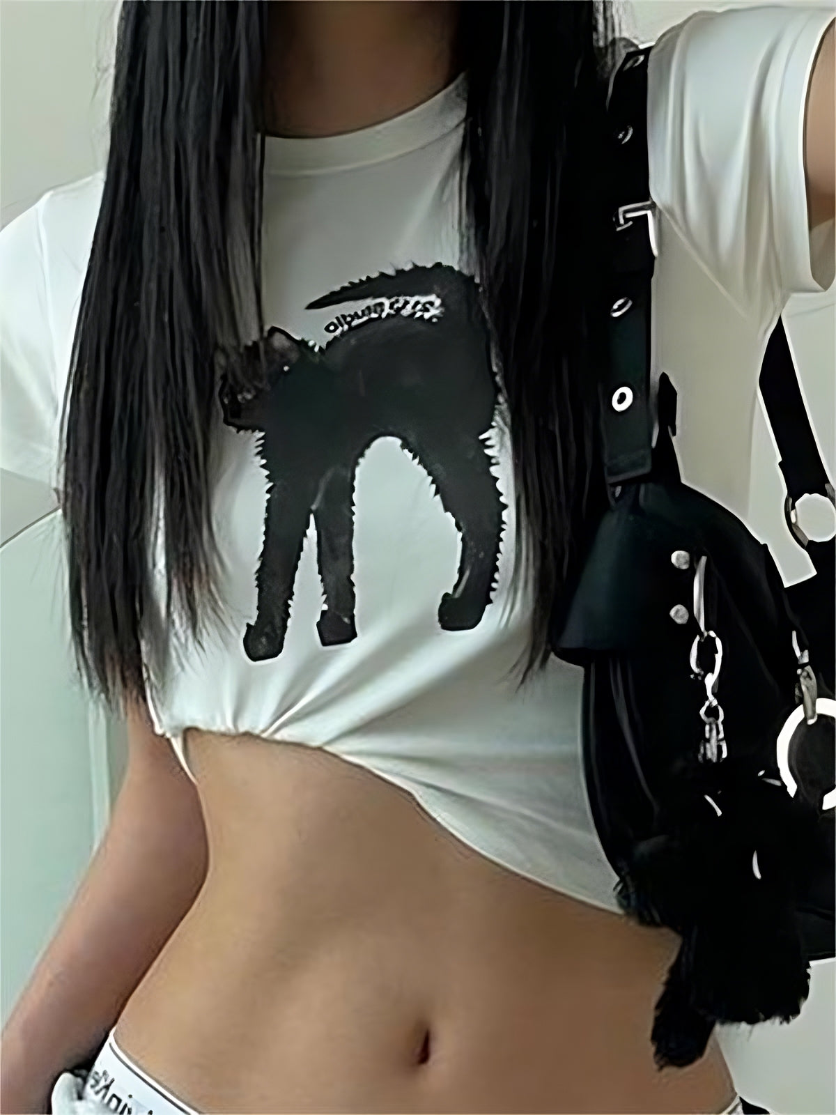 SLIM FIT WHITE CROP TOP WITH BLACK CAT GRAPHIC