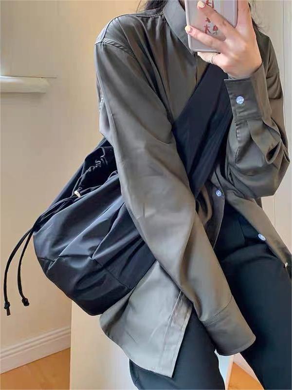 SLOUCHY SHOULDER BAG - BLACK NYLON SHOULDER BAG
