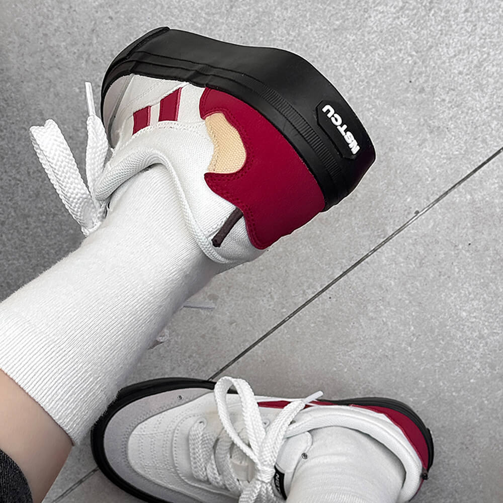 SNEAKERS CHERRYBLOOM LOW TOPS: RED ACCENT LOW TOPS