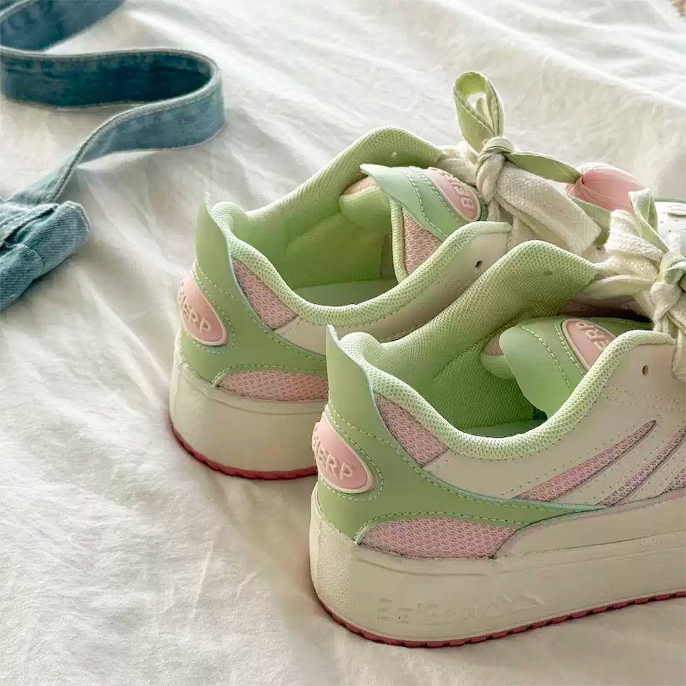 SNEAKERS: DREAMY TULIP LACED SNEAKERS