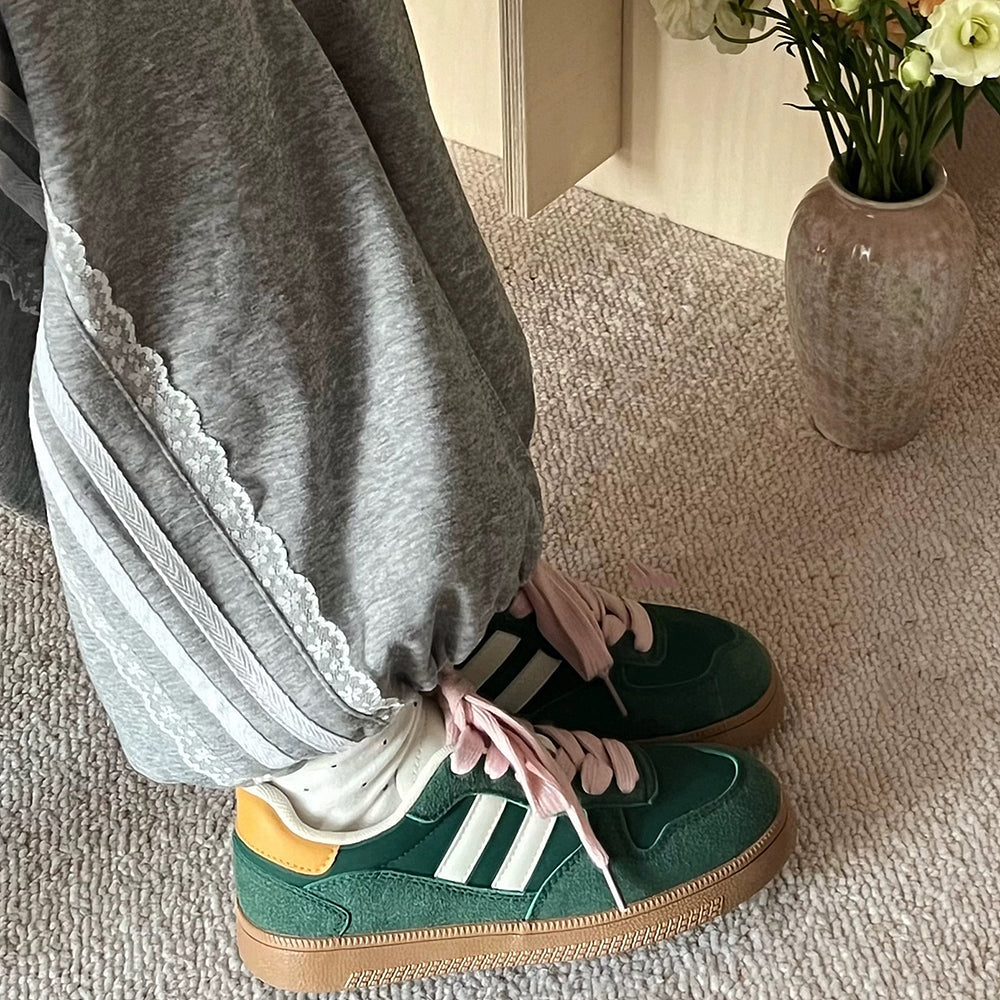 SNEAKERS: SATURDAY SCHOOL VINTAGE ATHLETIC HEEL TAB