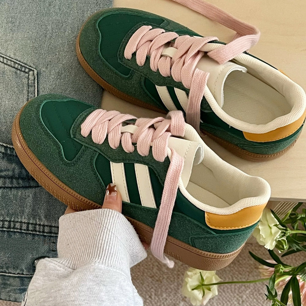 SNEAKERS: SATURDAY SCHOOL VINTAGE ATHLETIC HEEL TAB